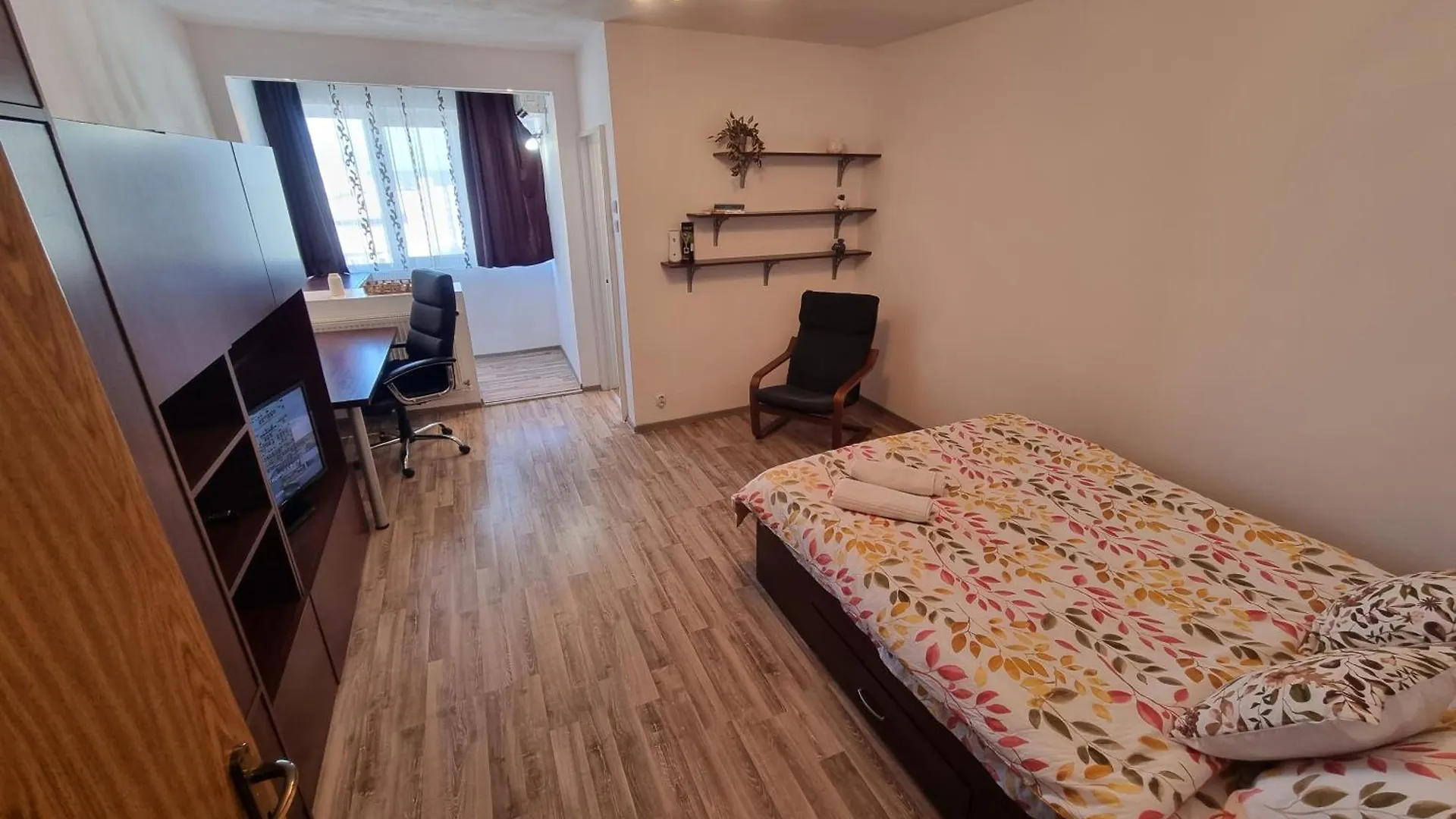 Cozy Flat Near Metro And Centrum Bukarest