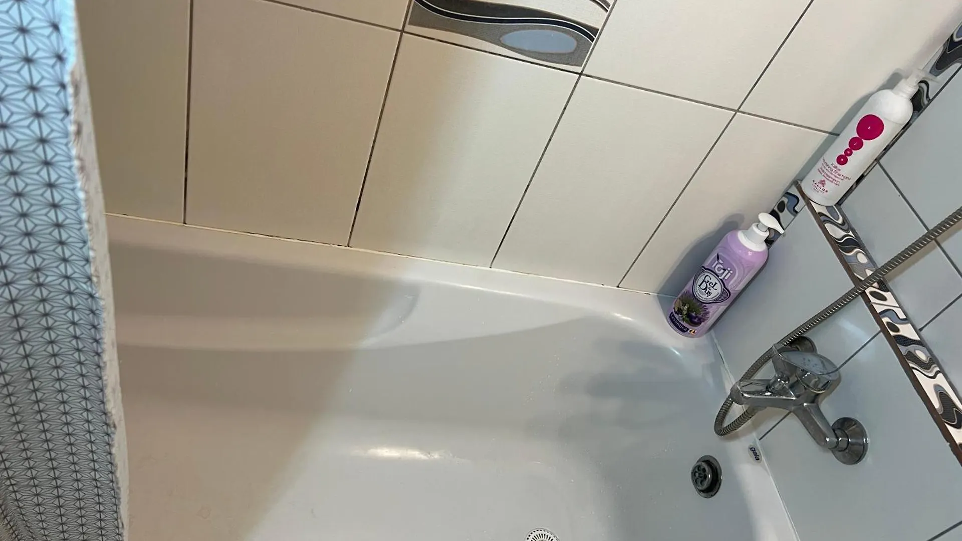 Cozy Flat Near Metro And Centrum بوخارست 0*,
